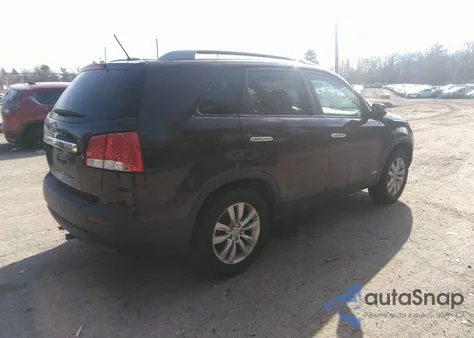 2011 Kia Sorento Lx V6 z USA, uszkodzony, nr VIN 5XYKTDA2XBG173075